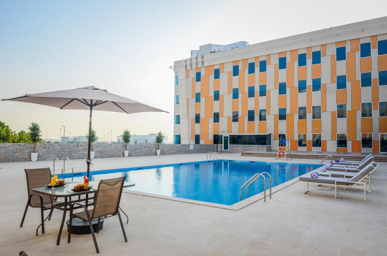 Vogo Grand Hotel Formerly Best Western Plus Hotel Dubai Academic City Luaran gambar