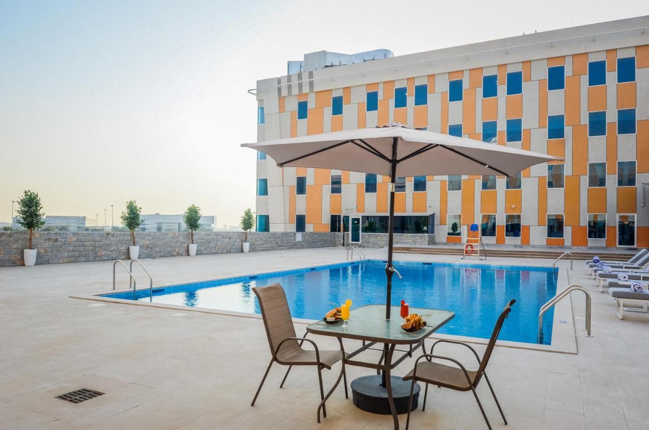 Vogo Grand Hotel Formerly Best Western Plus Hotel Dubai Academic City Luaran gambar